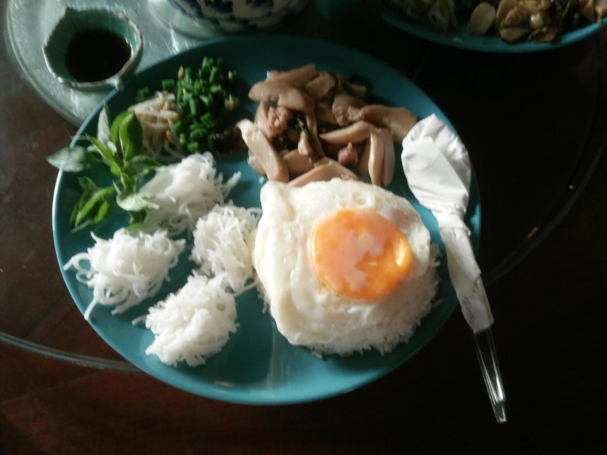 ต้งโฮมหละปูน ณ ตูบแก้ว Lamphun